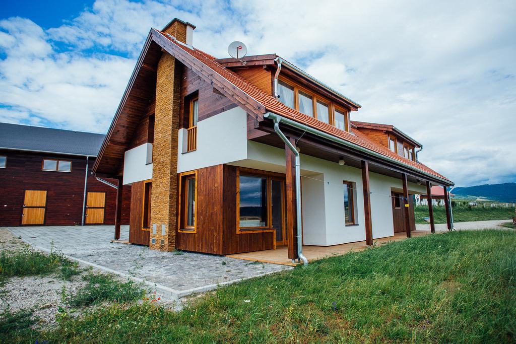 Kavalliera Pensiune Cotormani Exterior photo